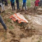 Familia arrastrada por el río Chaquimayu es velada en Sivingani