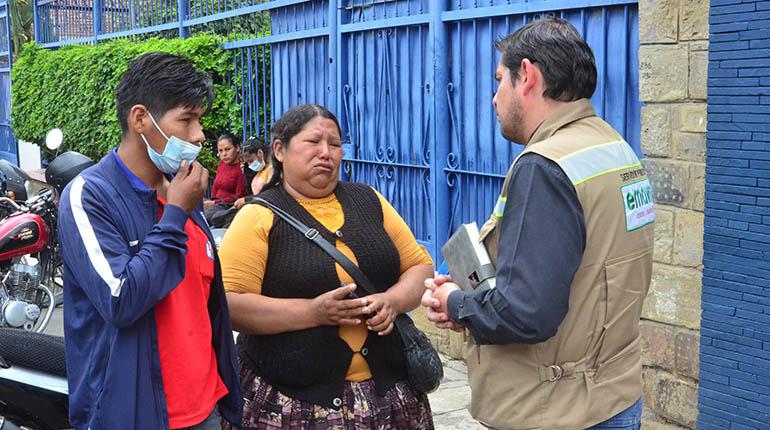 Estudiante que perdió la vida al caerle una rama es llevado a Yungas