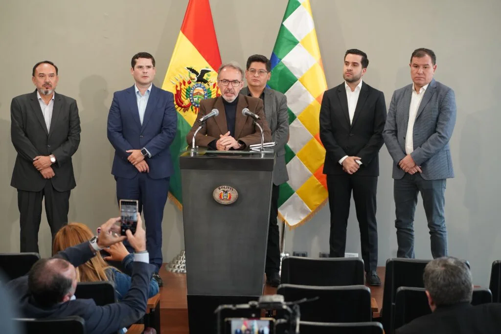 Gobierno y Cainco se reunen para fortalecer la economía boliviana