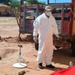 Un hombre mató a su camarada con un ventilador en Santa Cruz
