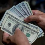 BCB reafirma que precio del dólar descendió en el mercado paralelo y el país vuelve a la estabilidad