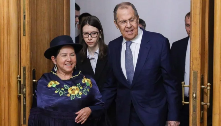 Rusia apoya las aspiraciones de Bolivia de unirse a los BRICS