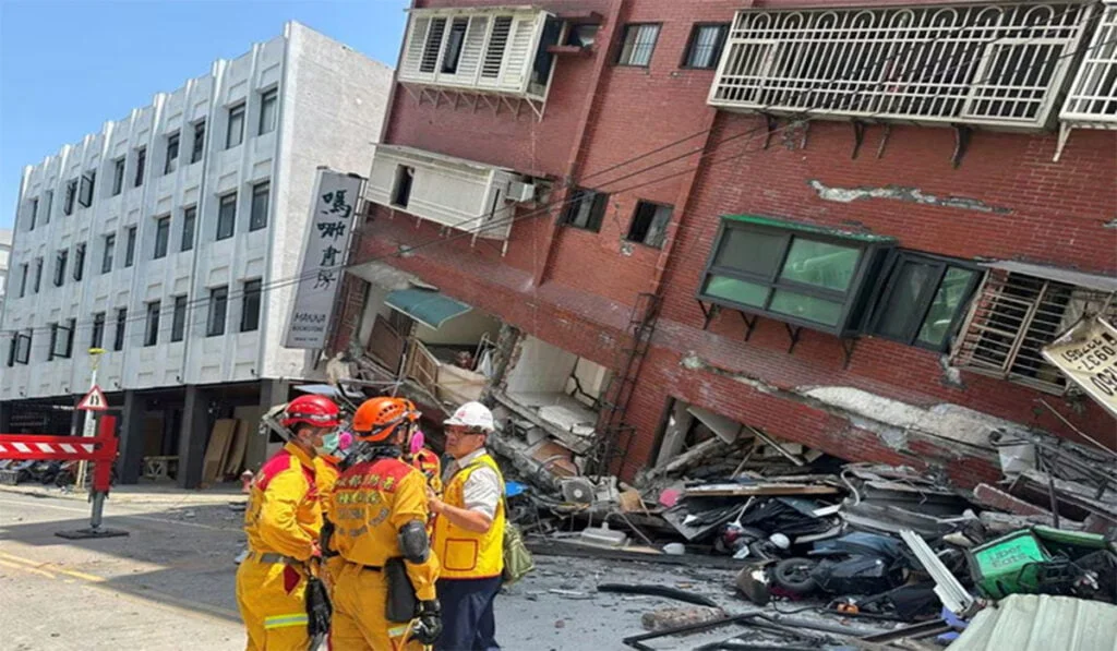 Al menos siete muertos y más de 700 heridos en el mayor terremoto de Taiwán en 25 años