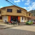 Una adolescente cae del segundo piso de la Casa Municipal de la Mujer en Oruro