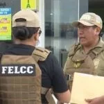 Capturan a un hombre por conducir a alta velocidad y descubren que era buscado por homicidio
