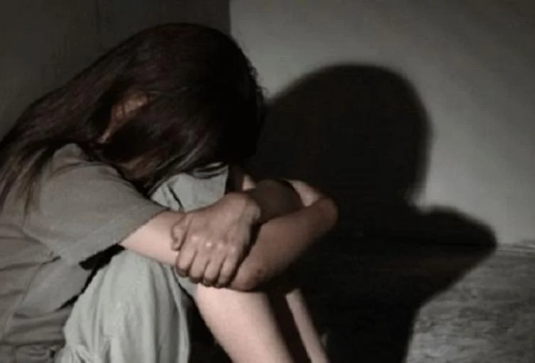 Niña de 11 años es violada en su propia casa en Chuquisaca