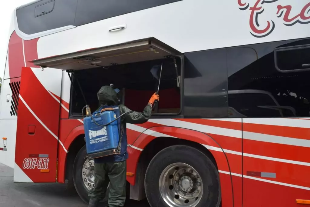 ATT lanza plan de fumigación en terminales y buses