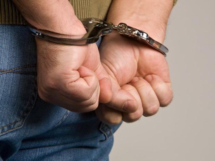 Aprehenden a chofer acusado de violar a una concejal en Cochabamba