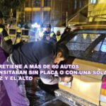 Policía retiene a más de 60 autos que transitaban sin placa o con una sola en La Paz y El Alto