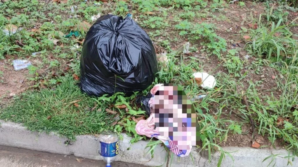 Fiscalía investiga el infanticidio de una bebé que fue encontrada sin vida en vía pública en Santa Cruz