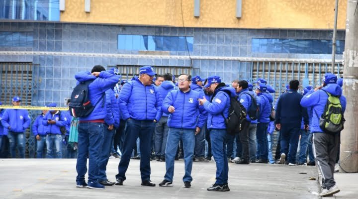 Cierran tramo de la avenida Juan Pablo II para el Congreso del MAS