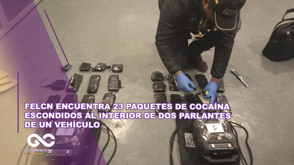 Felcn encuentra 23 paquetes de cocaína escondidos al interior de dos parlantes de un vehículo