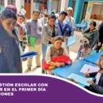 Inicia la gestión escolar con largas filas en el primer día de inscripciones