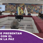 Choferes se presentan al diálogo con el Gobierno en La Paz