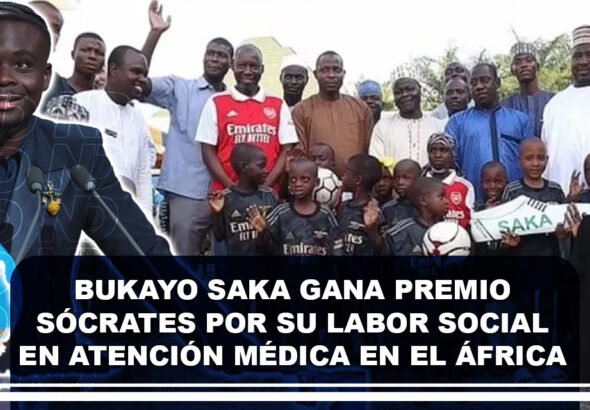 Bukayo Saka gana Premio Sócrates por su labor social en atención médica en el África